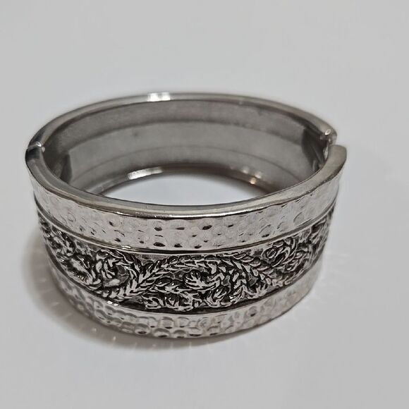 Silver Cuff Bracelet - Picture 1 of 4